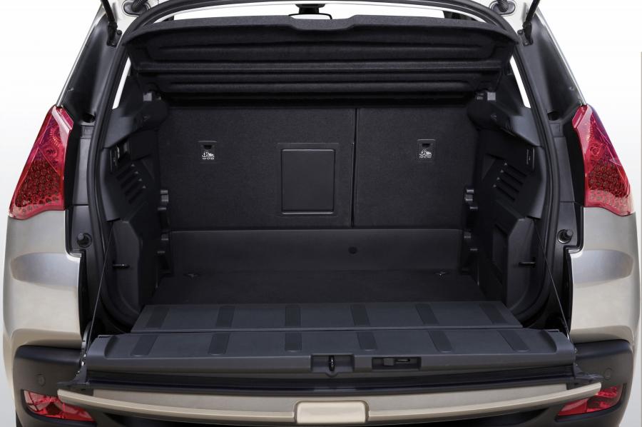  Peugeot 3008 2010 года  (фото 131 из 148)